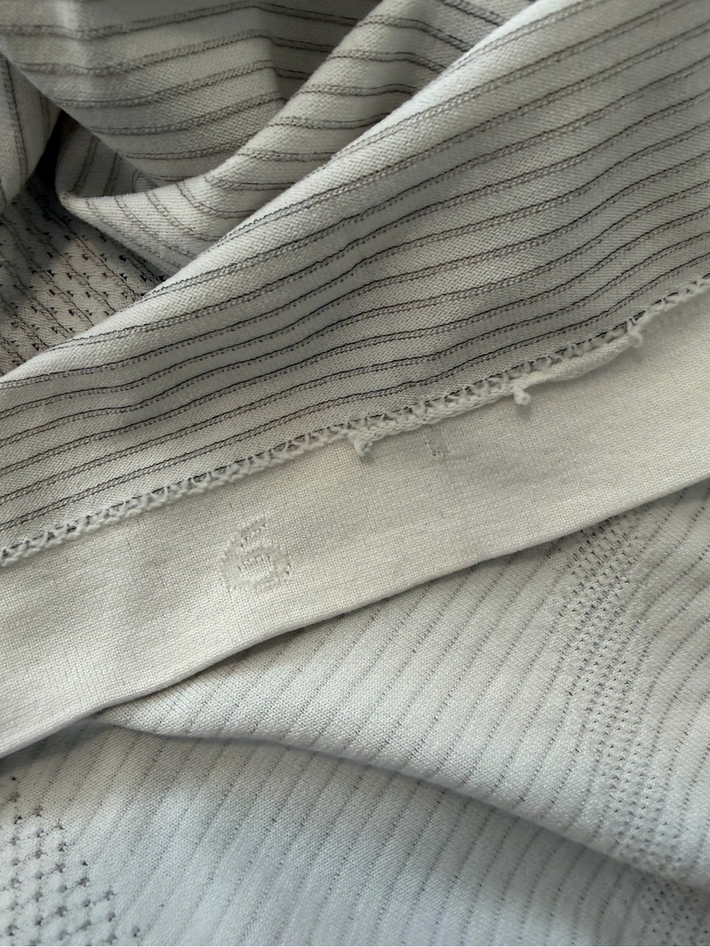 Lululemon T-Back Swiftly Tech Tank Size 6 - Picture 4 of 7